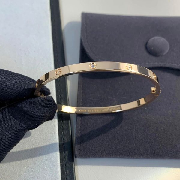 Cartier Love Bracelet small 4 Diamonds Replica