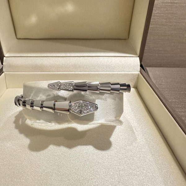 Replica bulgari serpenti bracelet white gold
